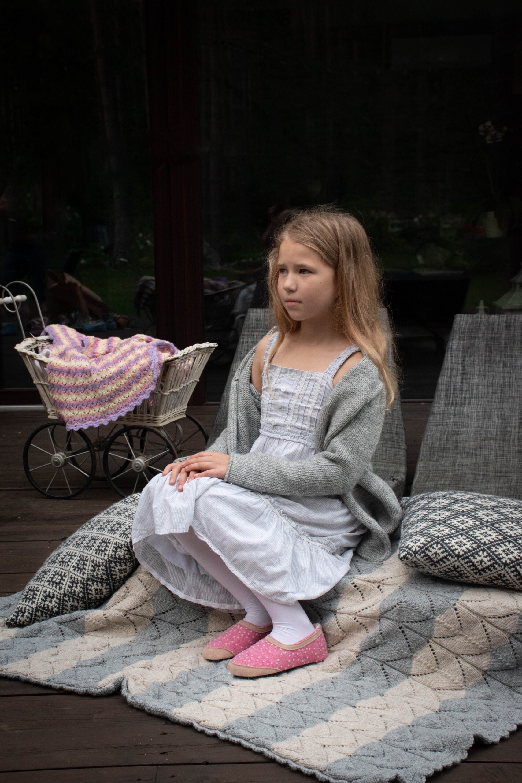 Barefoot Kids Slippers Poksa – Pink Dots