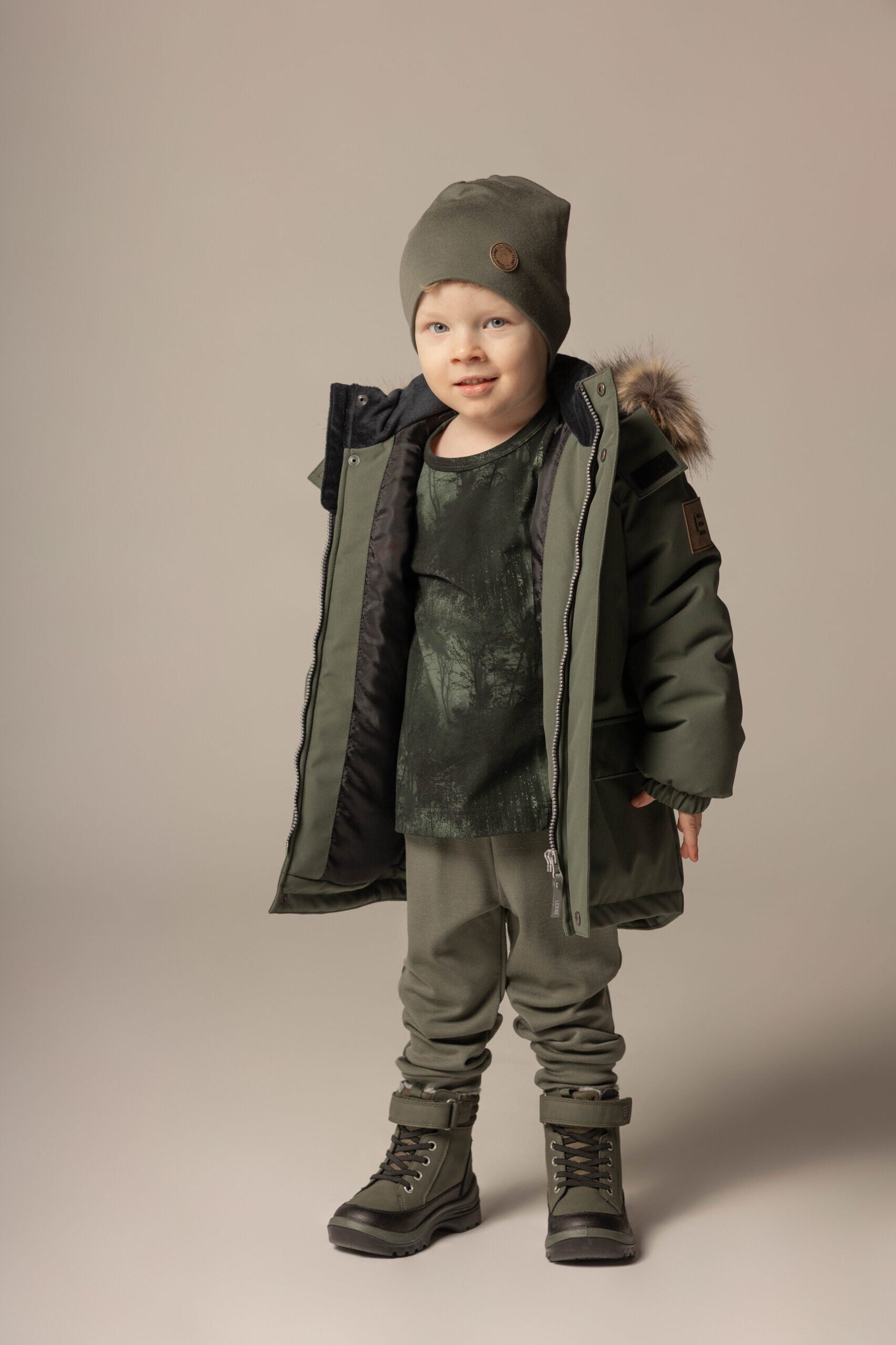 Children’s Merino Wool Pants – Khaki / Green