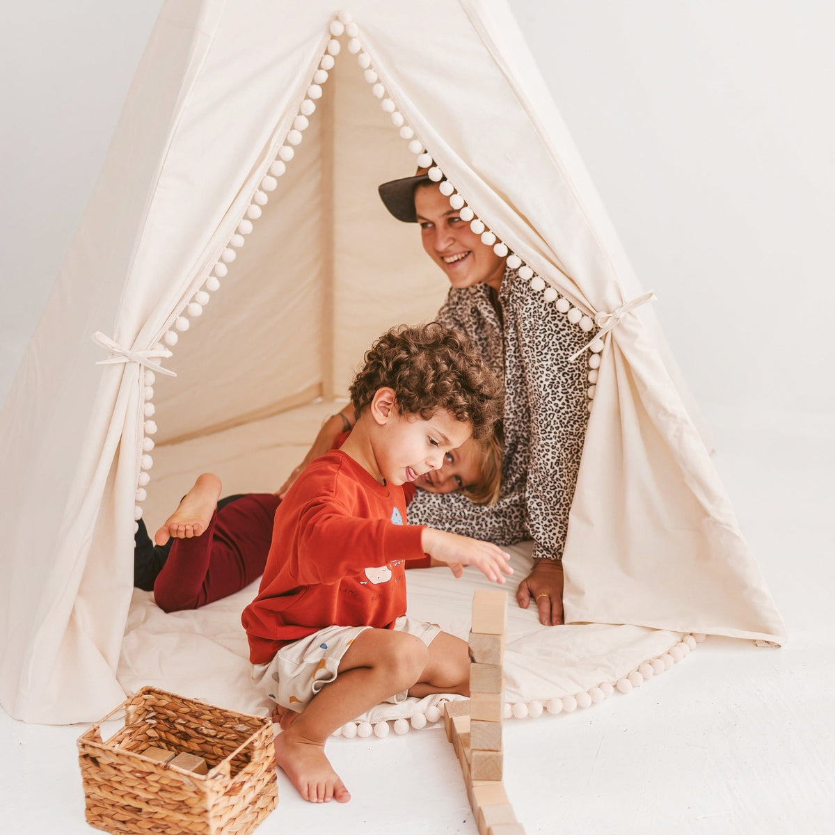 XL Indoor Teepee Tent with Pompoms – Ecru