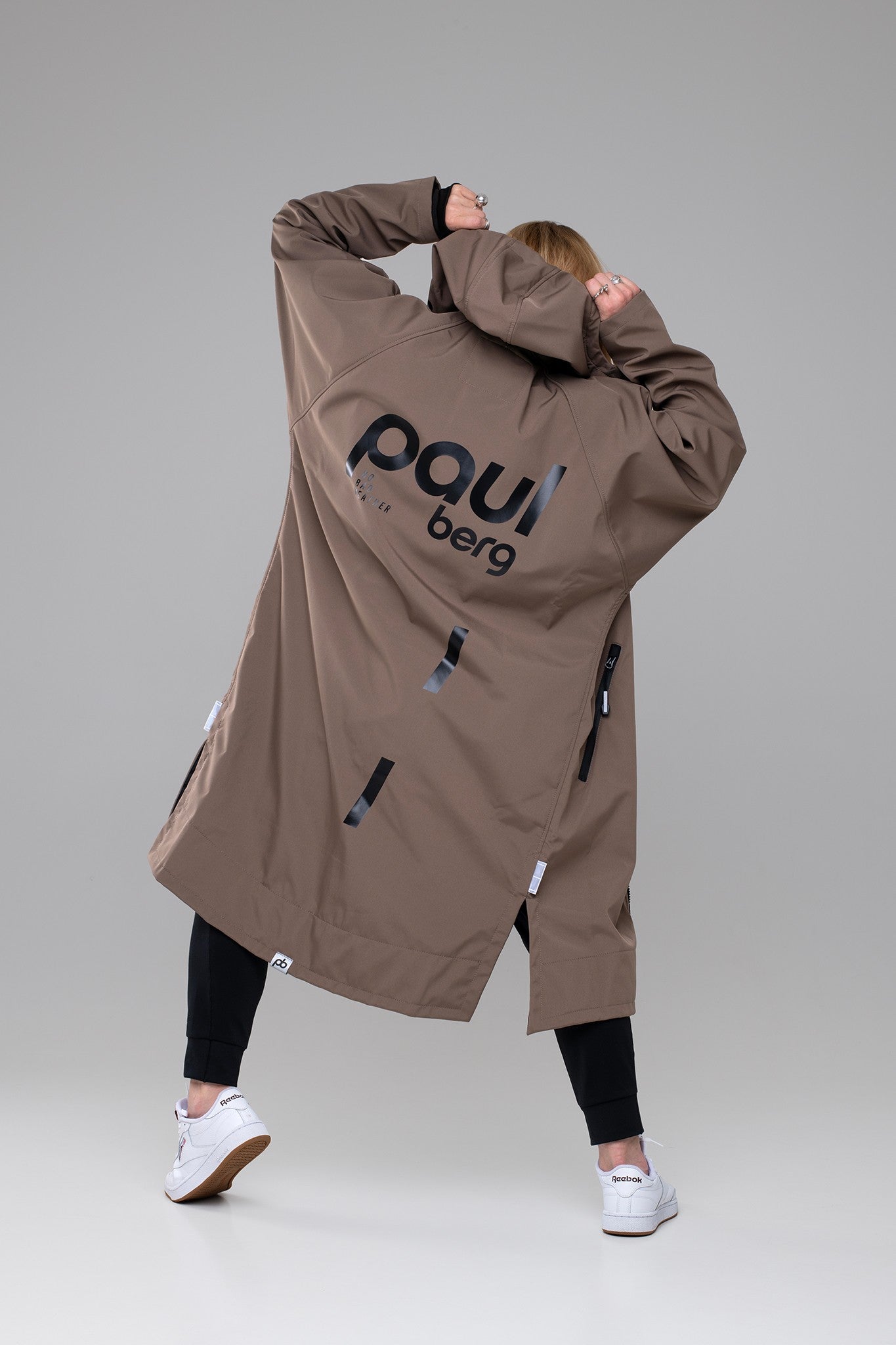 Paul Light Outdoor Robe - Taupe