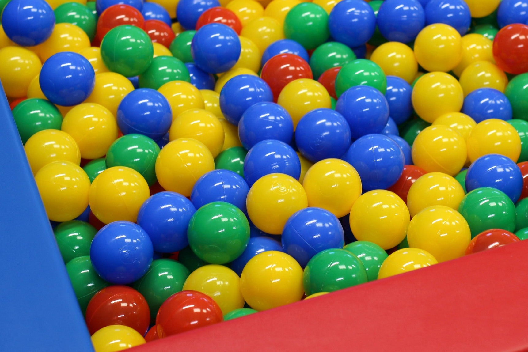 Soft Play Ball Pit Balls 500pc - Multicolor